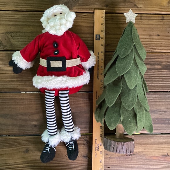 Pottery Barn Kids Felt Santa Claus Shelf Sitter with Felt Christmas Tree Set - Picture 14 of 16